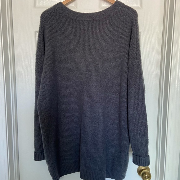 French Connection Oversized V-Neck Sweater - Picture 6 of 7